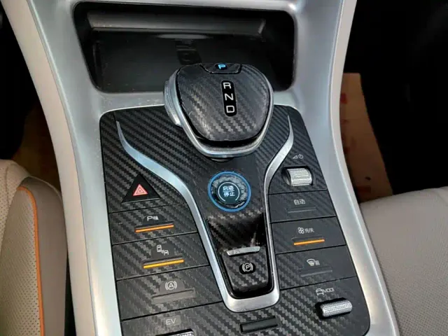 BYD Song Pro — Фото автомобиля 13
