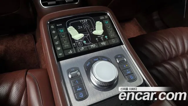 Genesis G90 Бензин 3.5 турбо AWD — Фото автомобиля 18