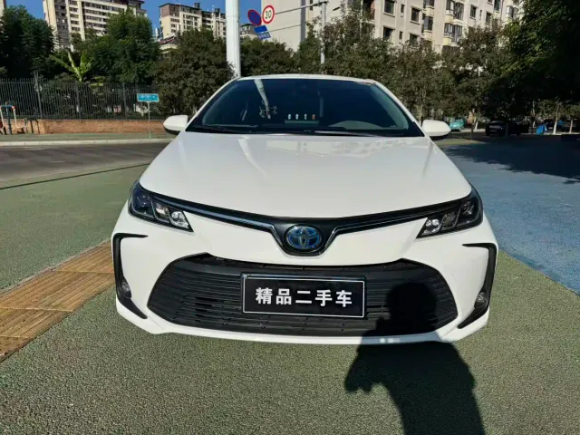Toyota Corolla — Фото автомобиля 2