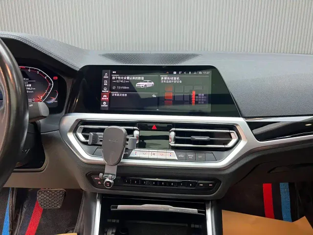 BMW 3 Series — Фото автомобиля 18