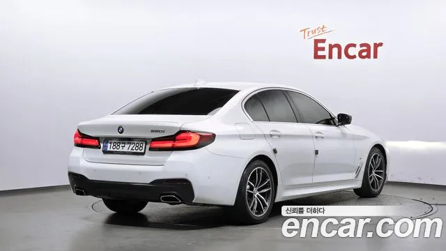 BMW 5 Series G30 — Фото автомобиля 2