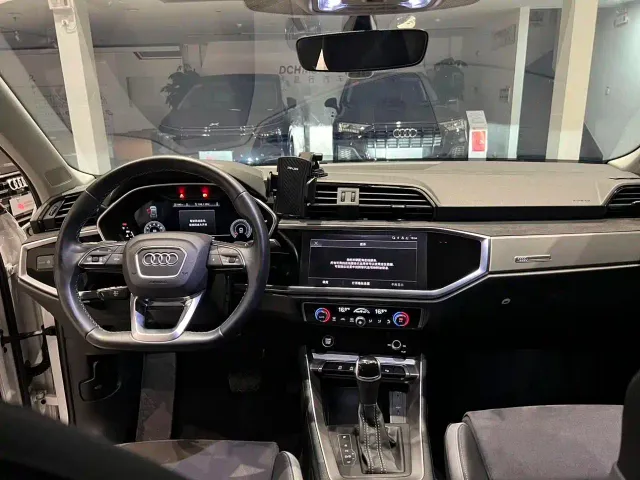 Audi Q3 — Фото автомобиля 13