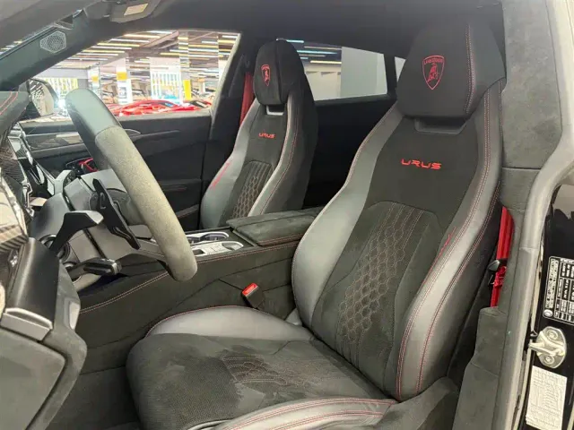 Lamborghini Urus — Фото автомобиля 6