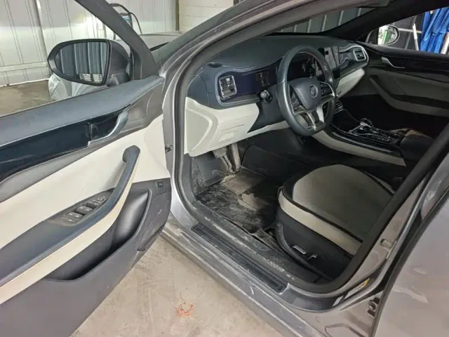 BYD Qin PLUS — Фото автомобиля 15