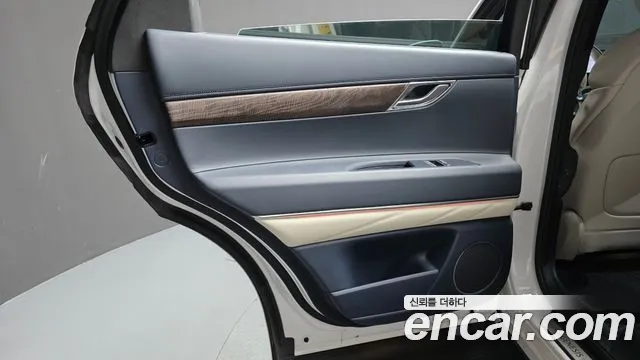Genesis GV80 3.5T Бензин AWD — Фото автомобиля 25