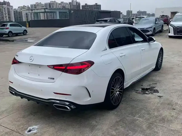 Mercedes-Benz C-Class — Фото автомобиля 16