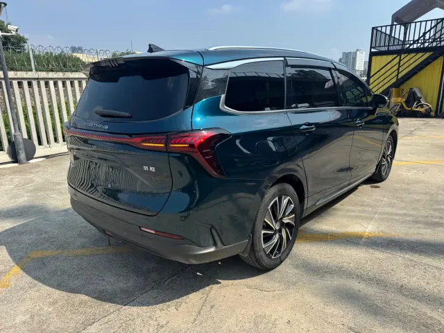 Dongfeng Fengxing Fengxing Yacht 2022 1.5T DCT Wave Chaser Edition — Фото автомобиля 13