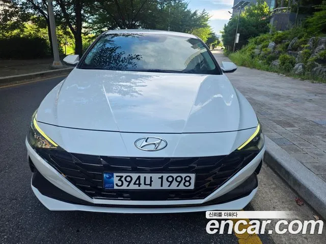 Hyundai AVANTE Avante (CN7) — Фото автомобиля 3