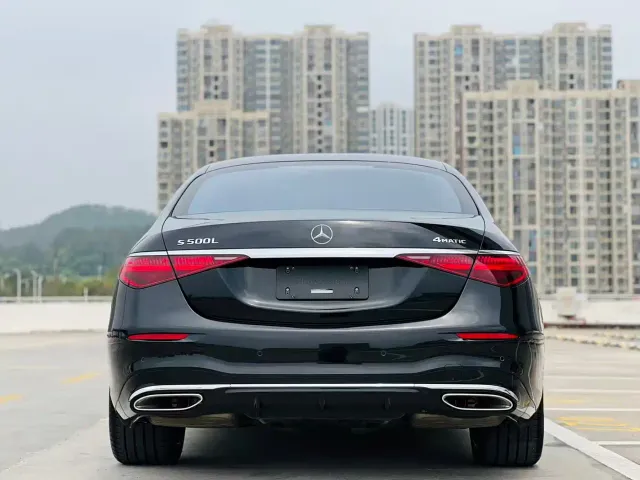 Mercedes-Benz S-Class — Фото автомобиля 14