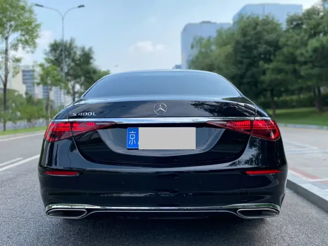 Mercedes-Benz S-Class — Фото автомобиля 4