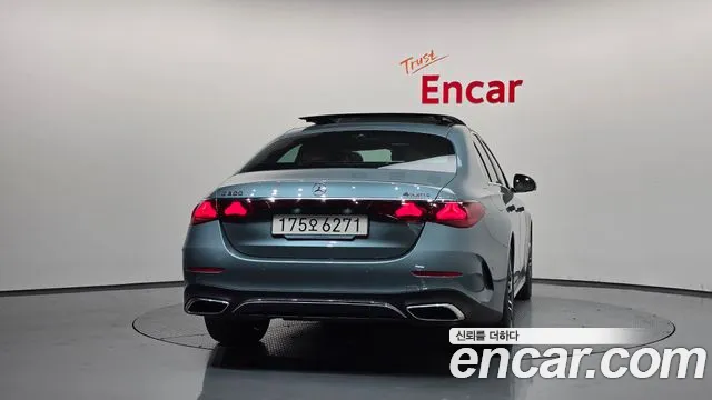 Mercedes-Benz E-Class W214 — Фото автомобиля 4