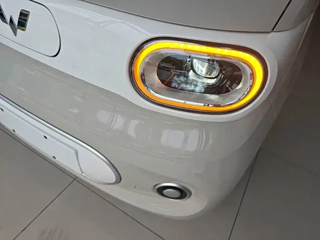 Wuling Hongguang Mini EV — Фото автомобиля 23
