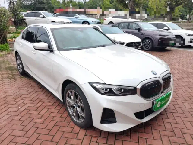 BMW i3 — Фото автомобиля 3