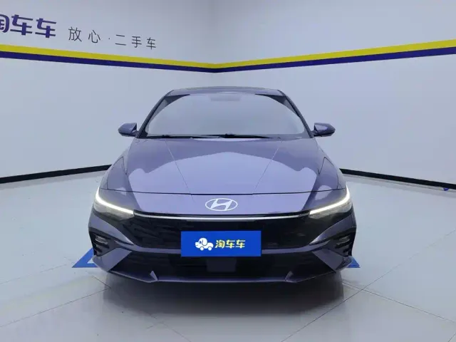 Hyundai Elantra — Фото автомобиля 2