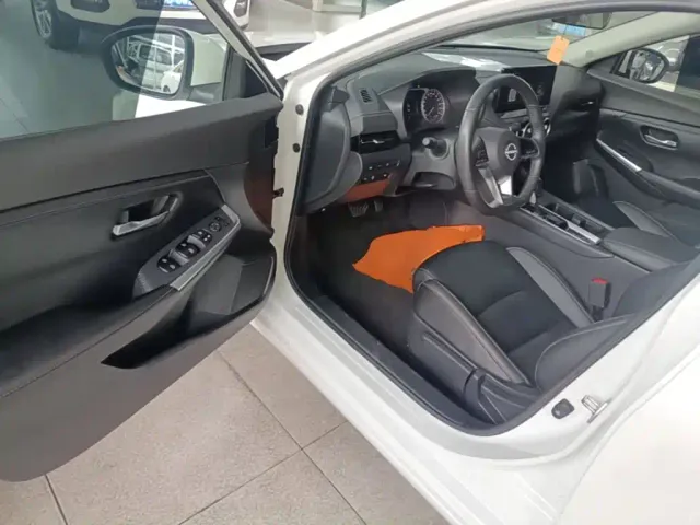 Nissan Sylphy — Фото автомобиля 15