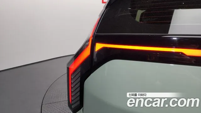 Kia EV3 Standard 2WD — Фото автомобиля 23