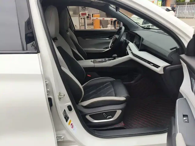 Changan CS75 Plus — Фото автомобиля 24