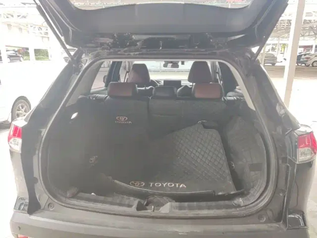 Toyota Corolla Cross — Фото автомобиля 18