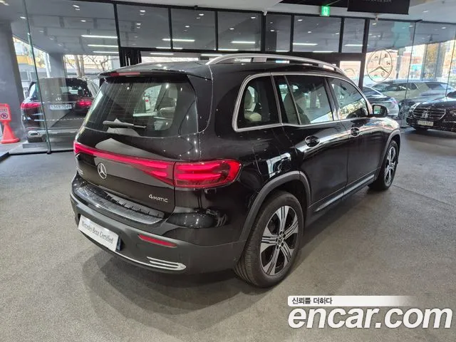 Mercedes-Benz EQB — Фото автомобиля 2