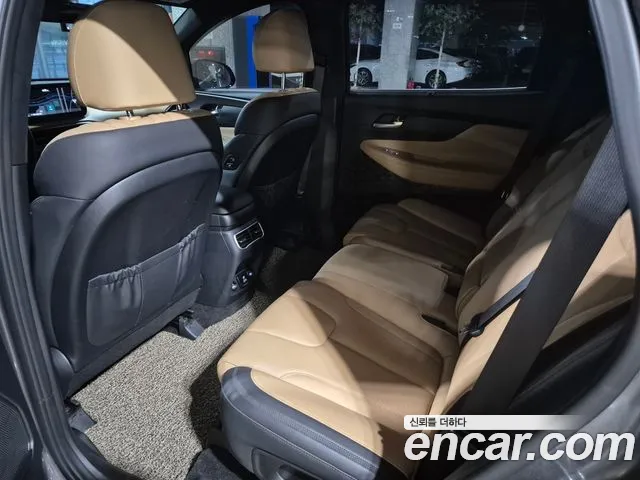 Hyundai Santafe — Фото автомобиля 12