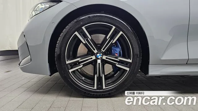 BMW 3-Series 3 серия (G20) 320i M Sport — Фото автомобиля 4
