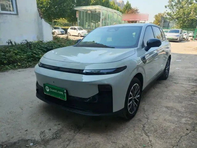 Фотография автомобиля — Leapmotor B10