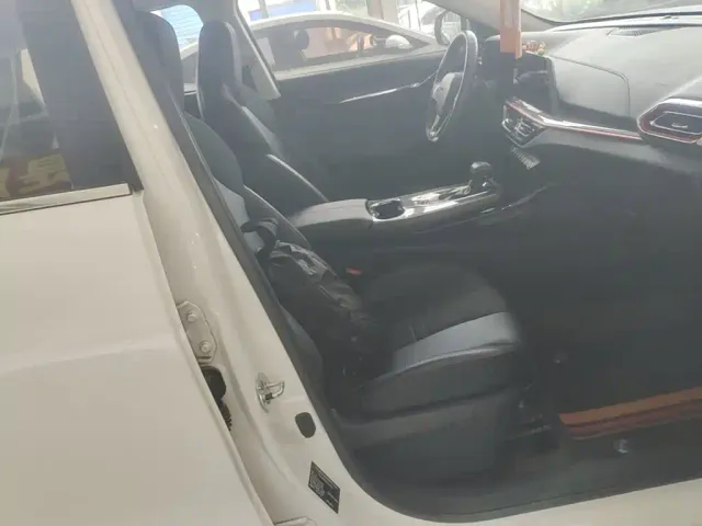 Changan Oushang X5 — Фото автомобиля 24