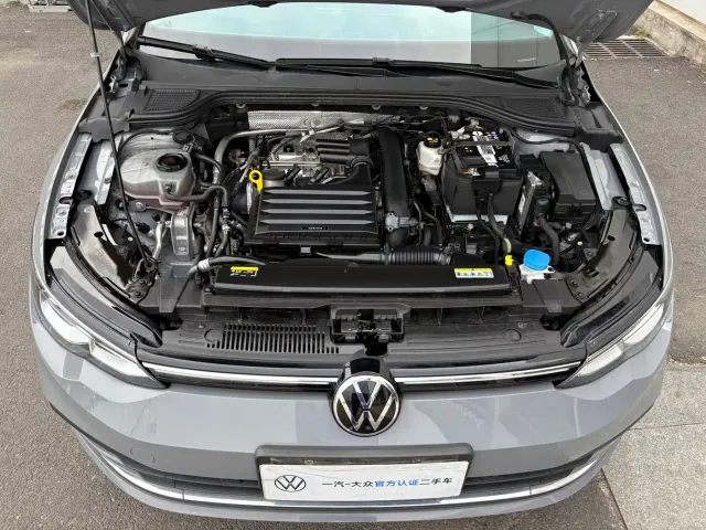 Volkswagen Golf — Фото автомобиля 4