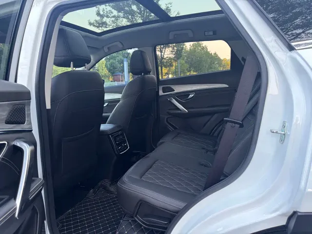 Jetour X70 Plus — Фото автомобиля 12