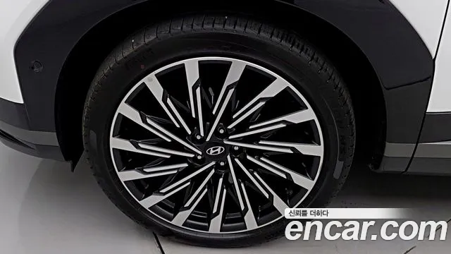 Hyundai Santafe Santa Fe (MX5) Бензин 2.5T 2WD — Фото автомобиля 5
