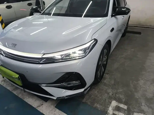Geely Galaxy A7 — Фото автомобиля 23