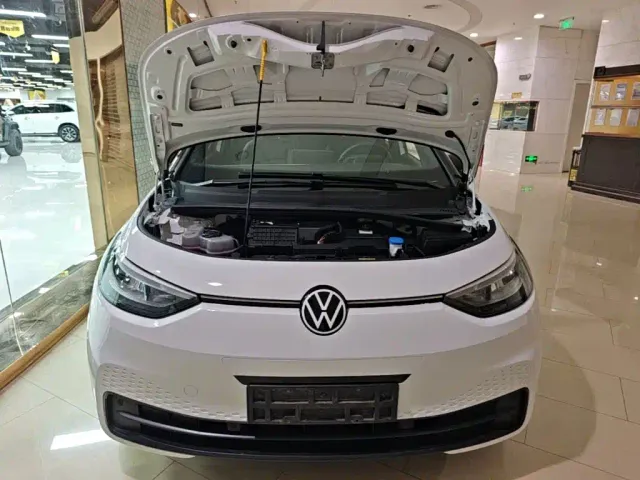 Volkswagen ID.3 — Фото автомобиля 19