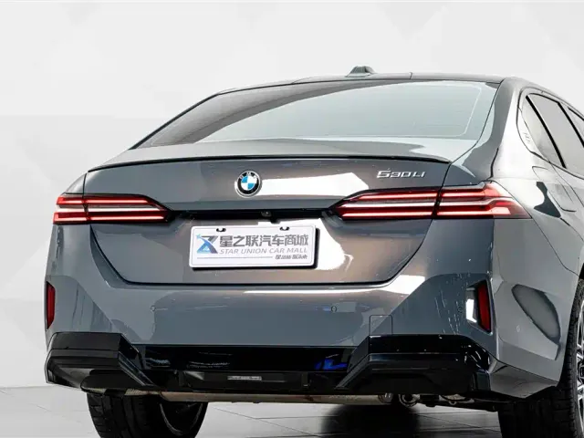 BMW 5 Series — Фото автомобиля 7