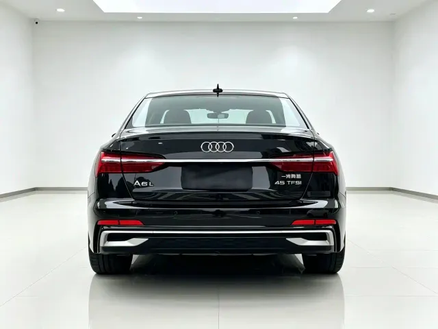 Audi A6L — Фото автомобиля 5