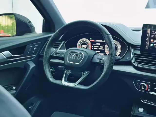 Audi Q5L Sportback — Фото автомобиля 17