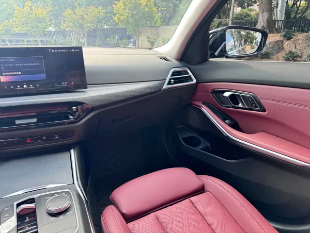 BMW 3 Series — Фото автомобиля 7