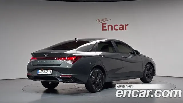 Hyundai Avante — Фото автомобиля 2