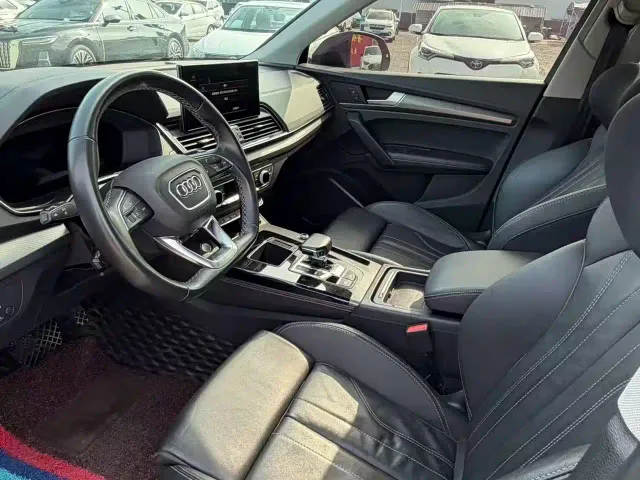 Audi Q5L — Фото автомобиля 4