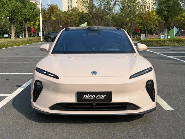 Nio ET5 — Фото автомобиля 2