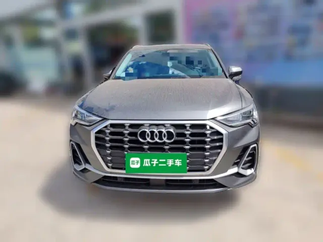 Audi Q3 — Фото автомобиля 2