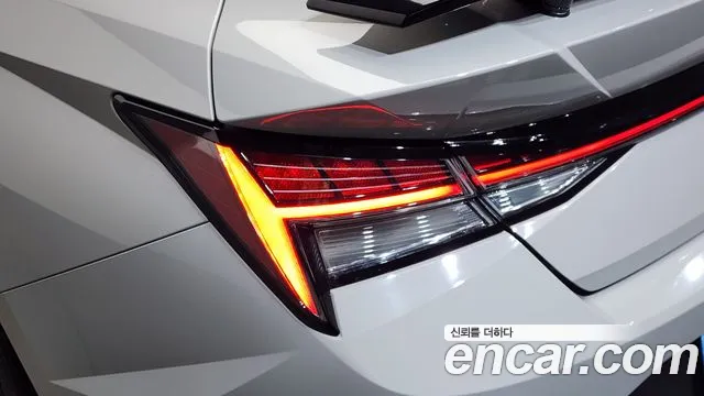 Hyundai AVANTE — Фото автомобиля 21