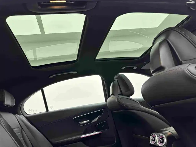 Mercedes-Benz C-Class — Фото автомобиля 21