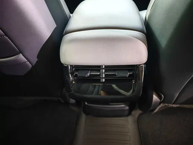 BYD Seal 07 DM-i — Фото автомобиля 4