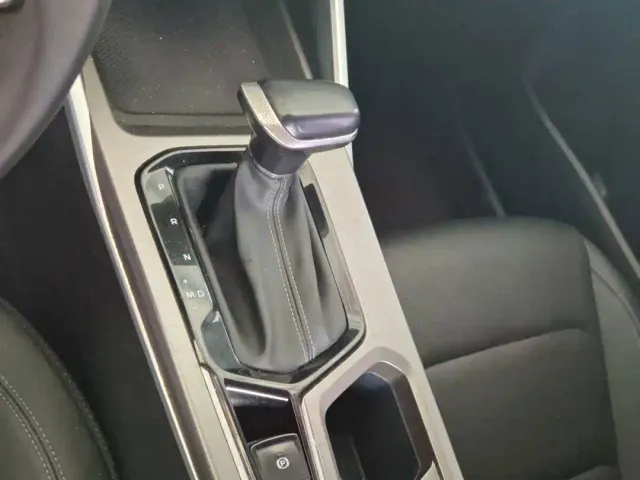 Geely Emgrand — Фото автомобиля 5