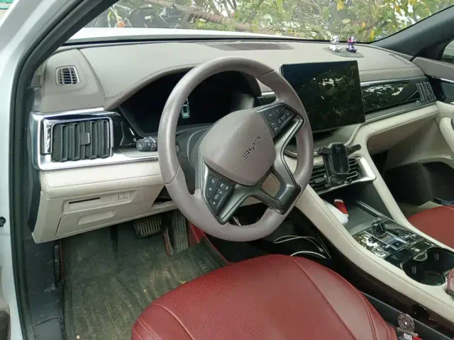 BYD Song PLUS — Фото автомобиля 12