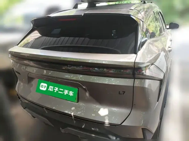 Geely Galaxy L7 — Фото автомобиля 3
