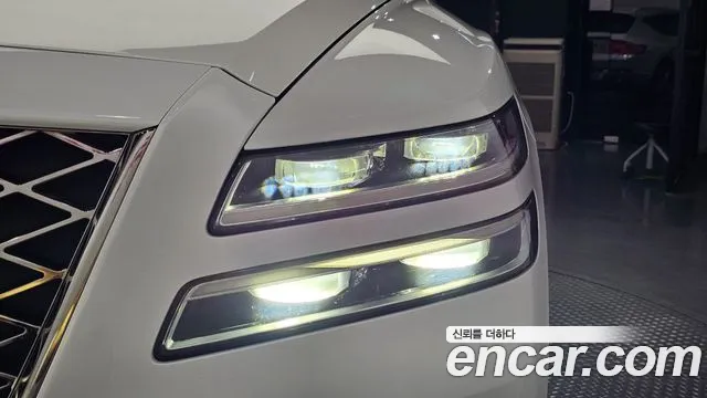 Genesis GV80 2.5T Бензин AWD — Фото автомобиля 20