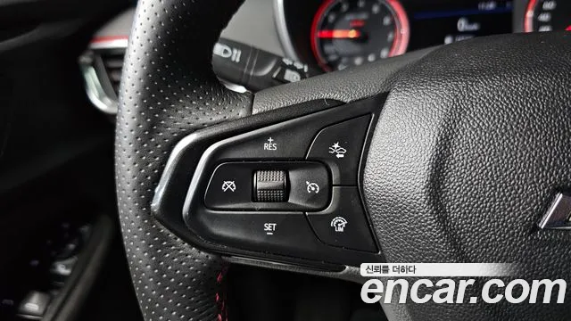 ChevroletGMDaewoo Trailblazer Trailblazer 1.3 турбо 4WD — Фото автомобиля 12