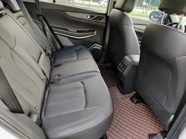 Changan CS75 — Фото автомобиля 11