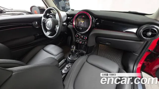 Mini Cooper — Фото автомобиля 3